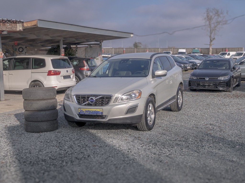 Volvo XC60 ČR 2.0D 120KW – TAŽNÝ