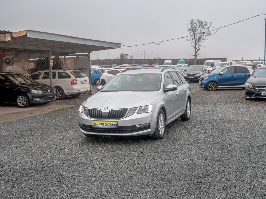 Škoda Octavia ČR 2.0TDI 110KW – 1 majitel