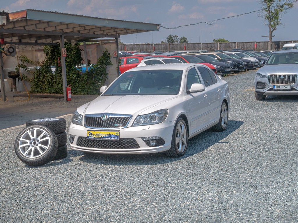Škoda Octavia 12/10 2.0TSI RS 147KW – SERVIS