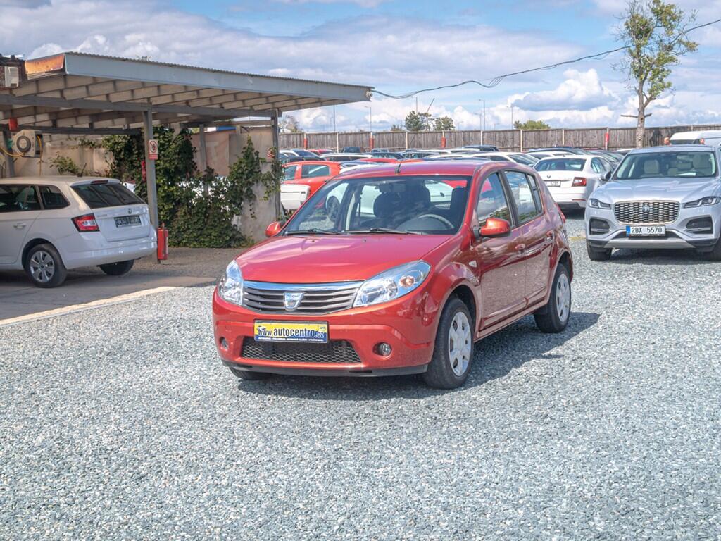 Dacia Sandero ČR 1.2i 55KW KLIMA – 1 MAJITEL