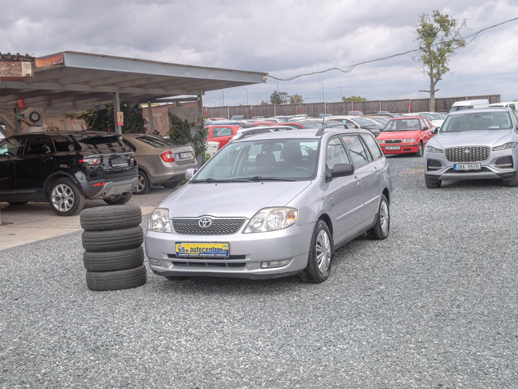 Toyota Corolla ČR 1.6i 16V 81KW – 2x PNEU