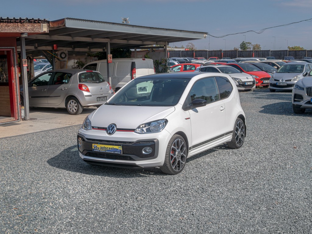 Volkswagen up! G T I !