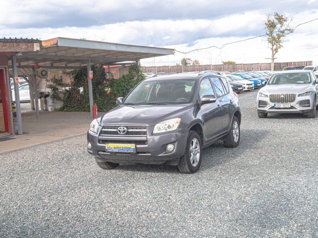 Toyota RAV4 ČR 2.0D 116KW 4x4 – TAŽNÝ