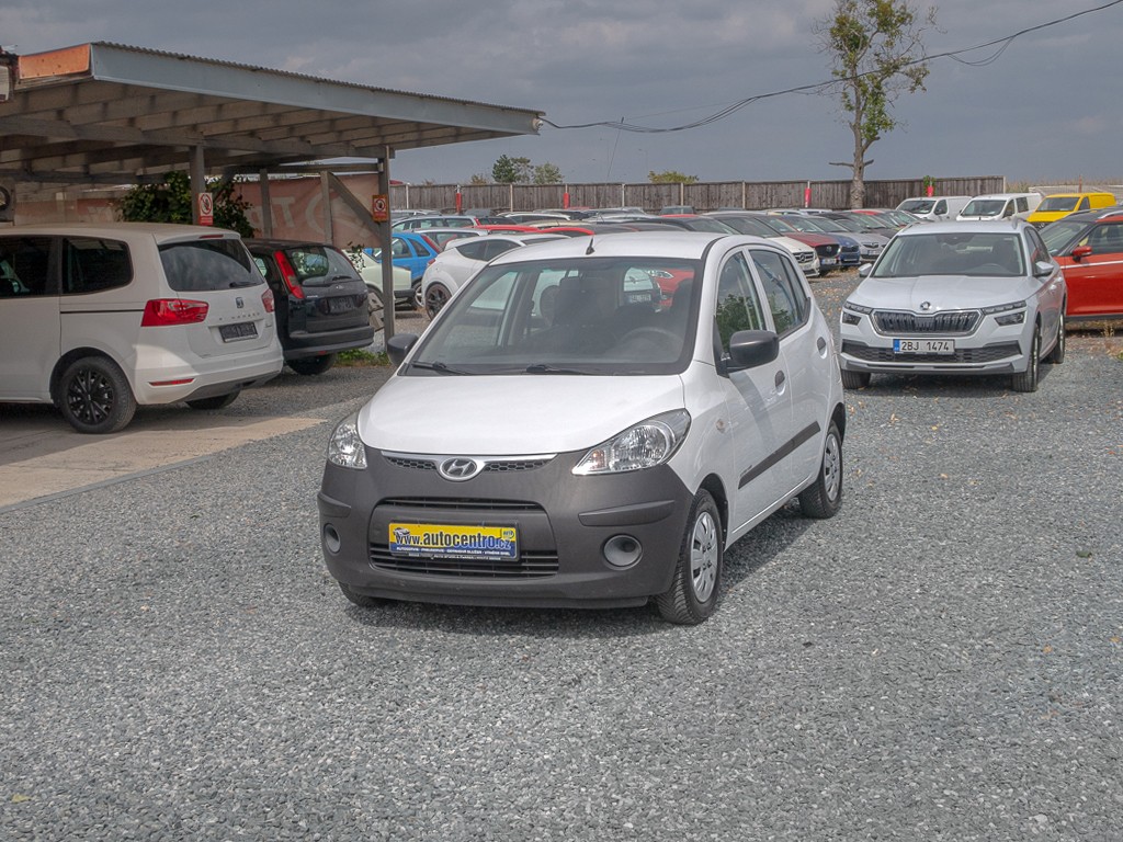Hyundai i10 1.1i 49KW - NÍZKÁ SPOTŘEBA