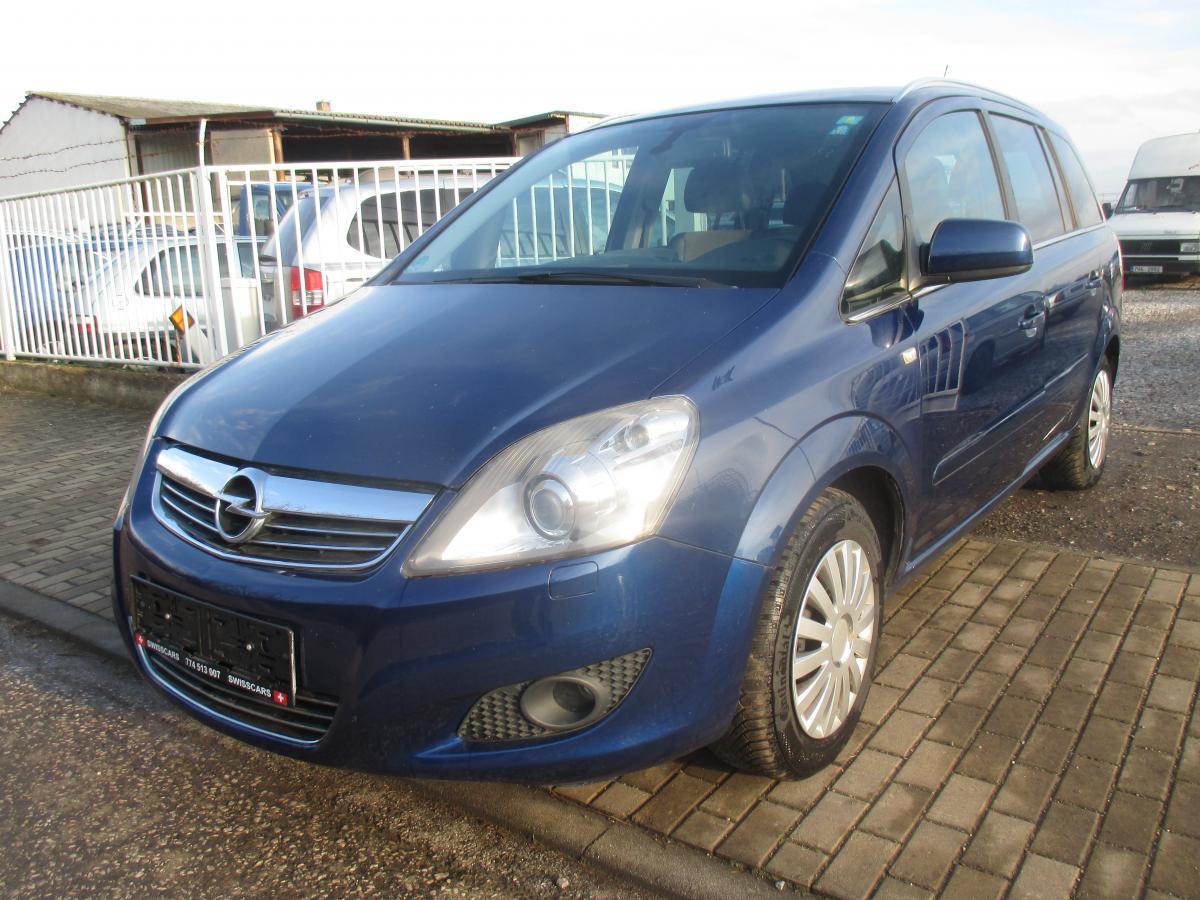 Opel Zafira 1,8i 7míst