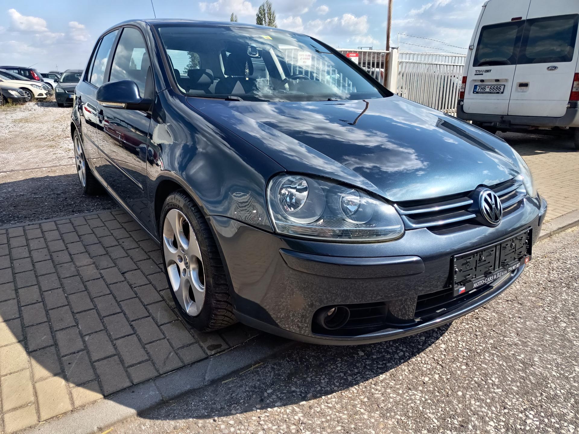 Volkswagen Golf 2.0 i - foto 9
