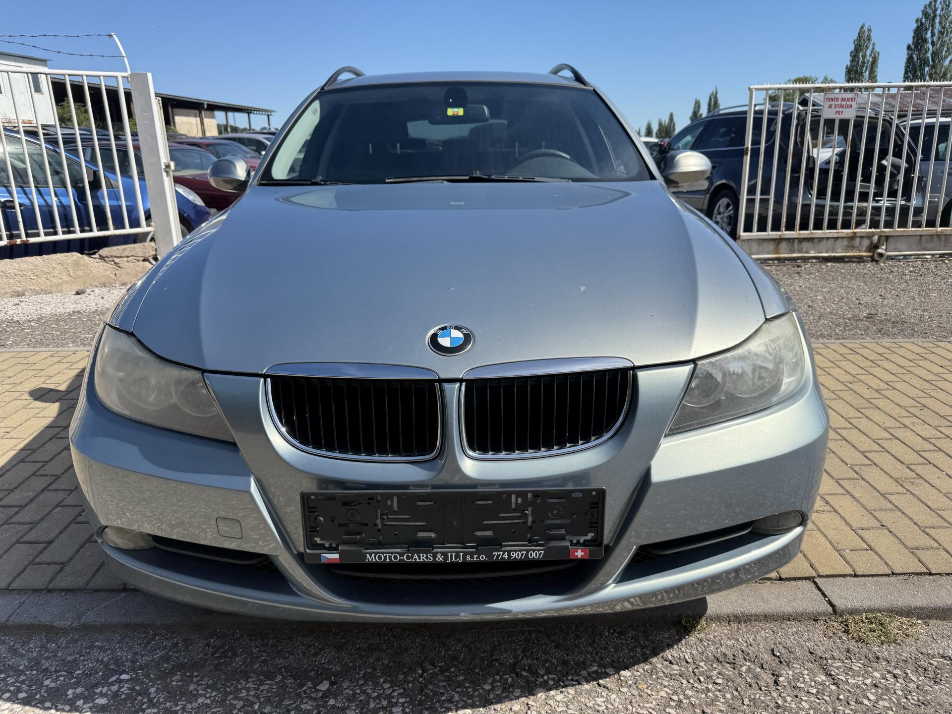 BMW Řada 3 320i Touring