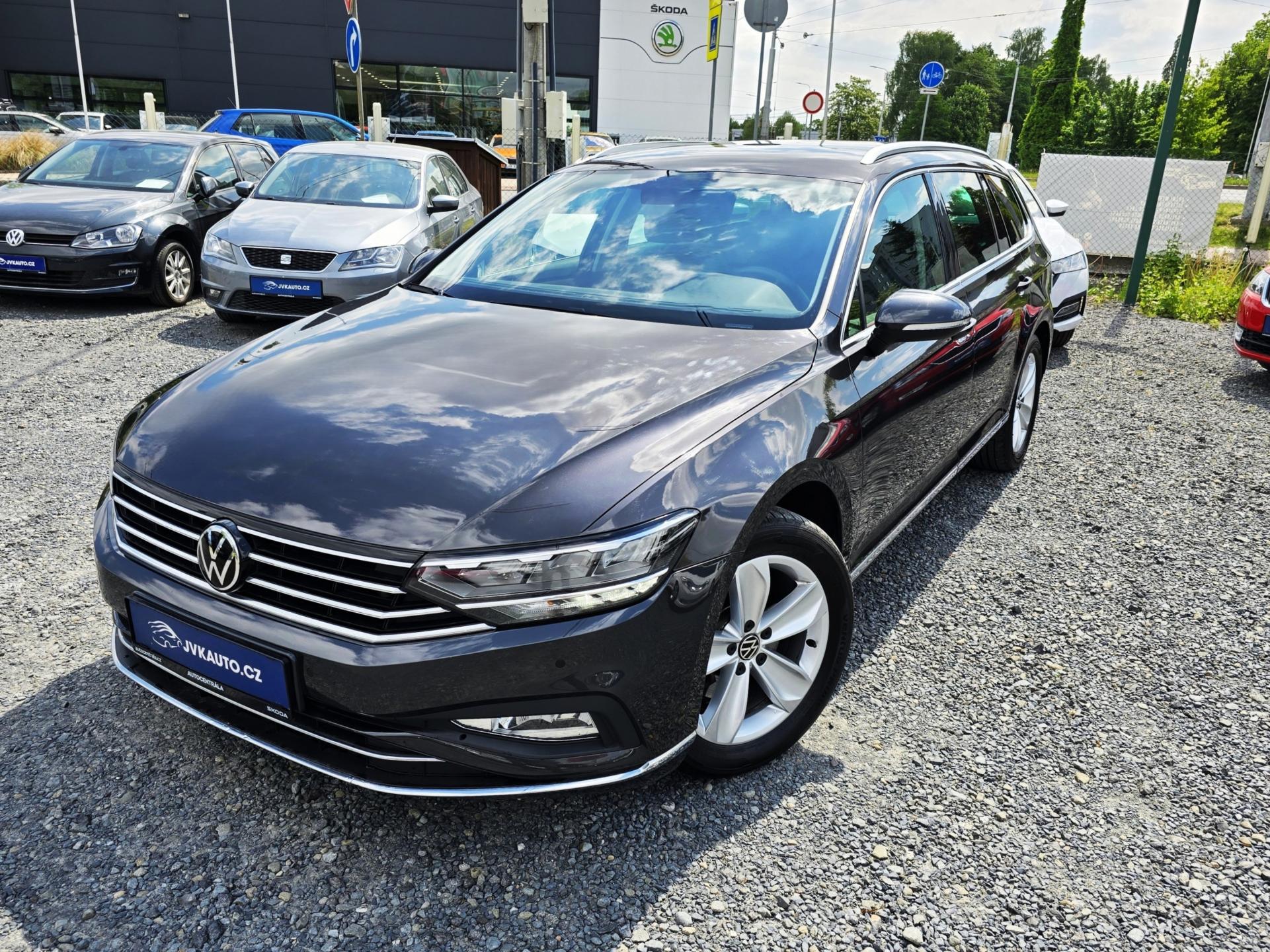 Volkswagen Passat Variant 2.0TDI 110KW DSG ELEGANCE ČR!