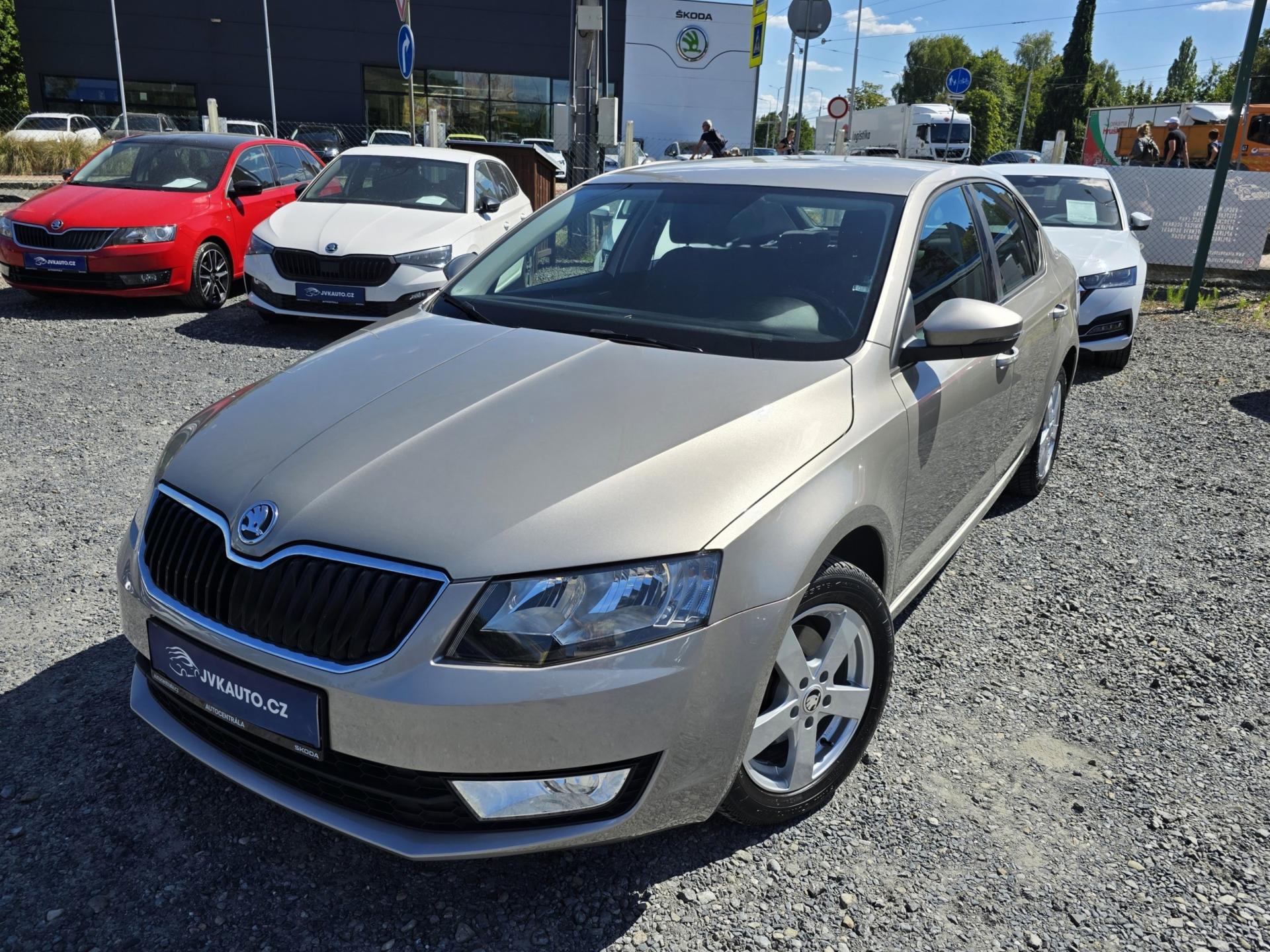 Škoda Octavia 1.2TSI 6Rych ELEGANCE 1Majitel