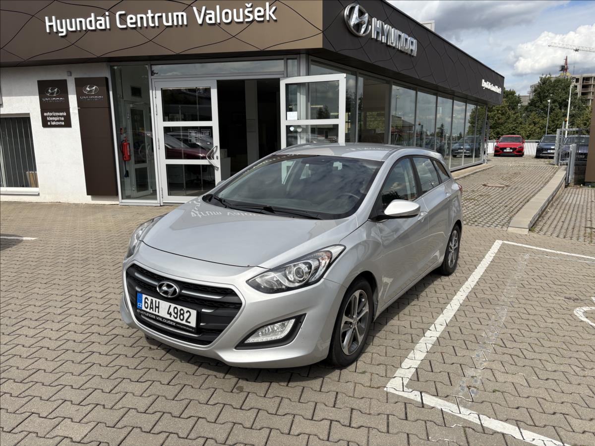Hyundai i30 1,6 CRDi MT kombi Weekend