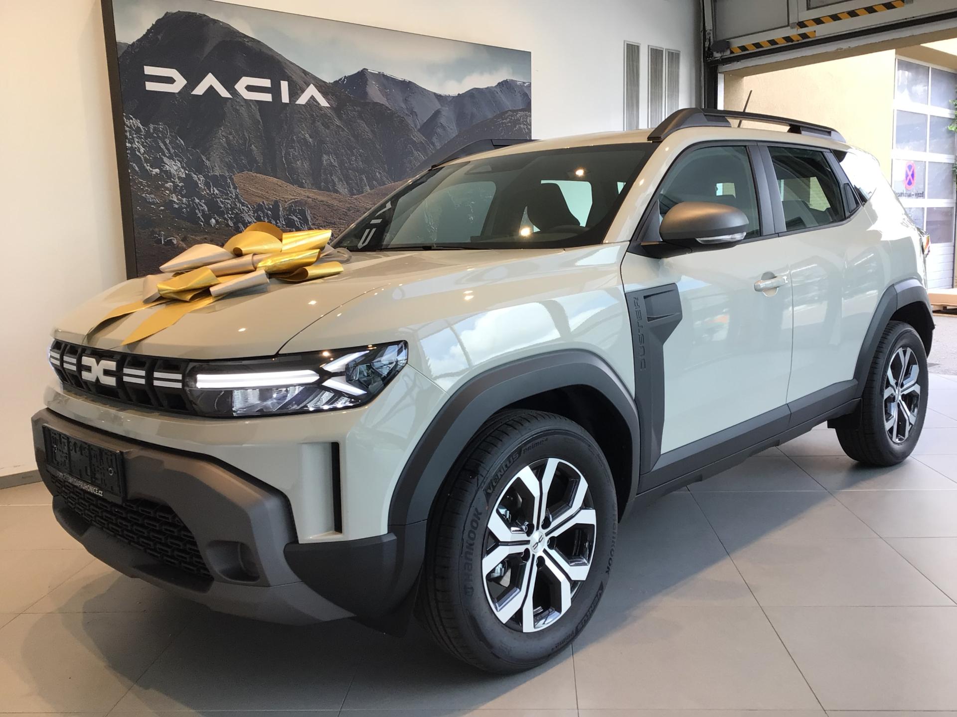 Dacia Duster 155 PS AUTOMAT KAMERA SKLADEM
