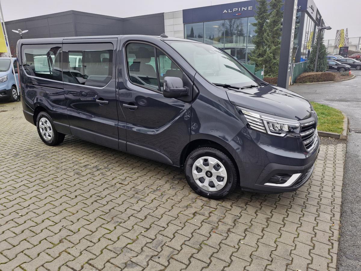 Renault Trafic L2 Automat 150k 8míst