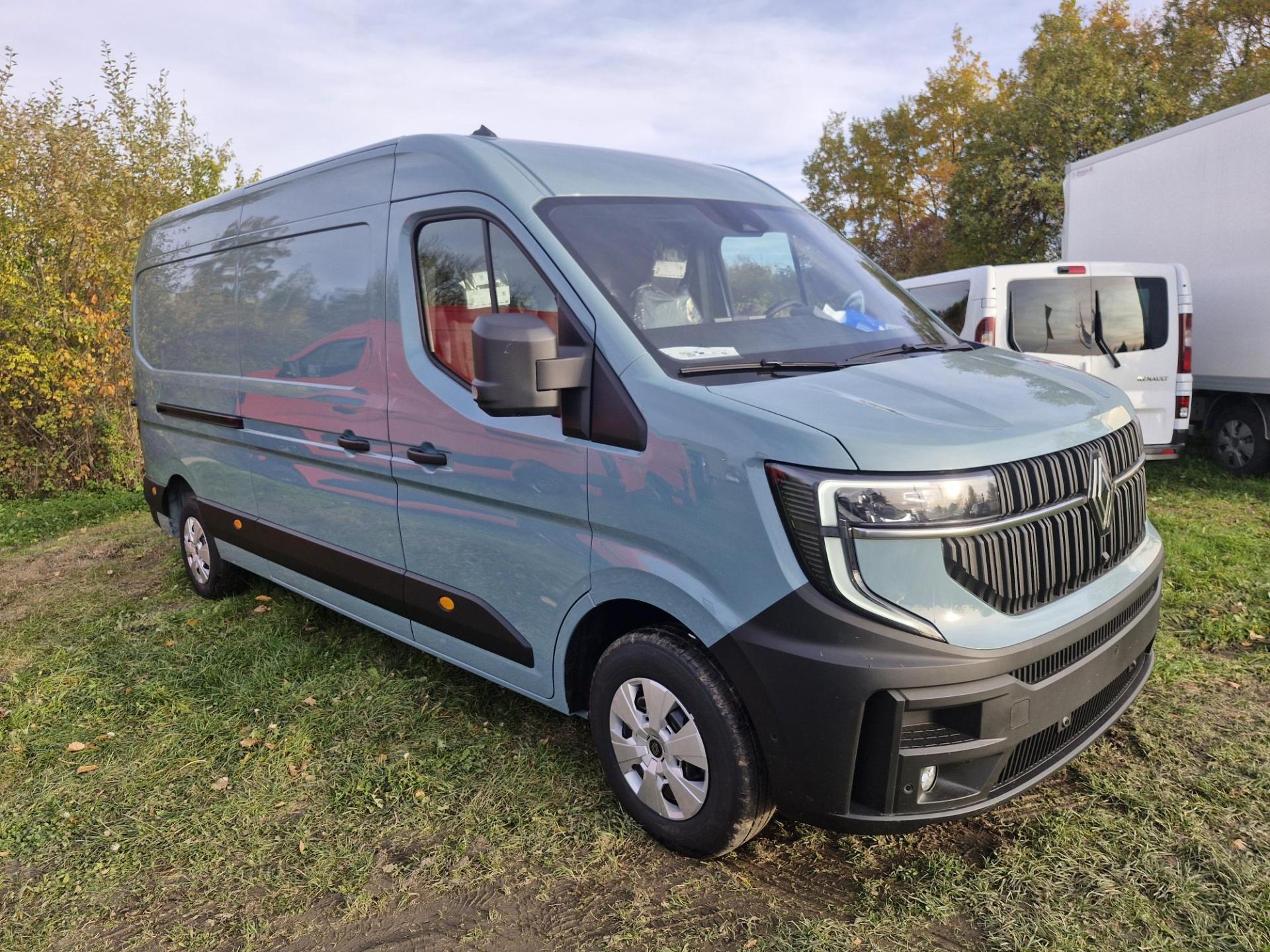Renault Master VAN L3H2 170k automat ZF extra