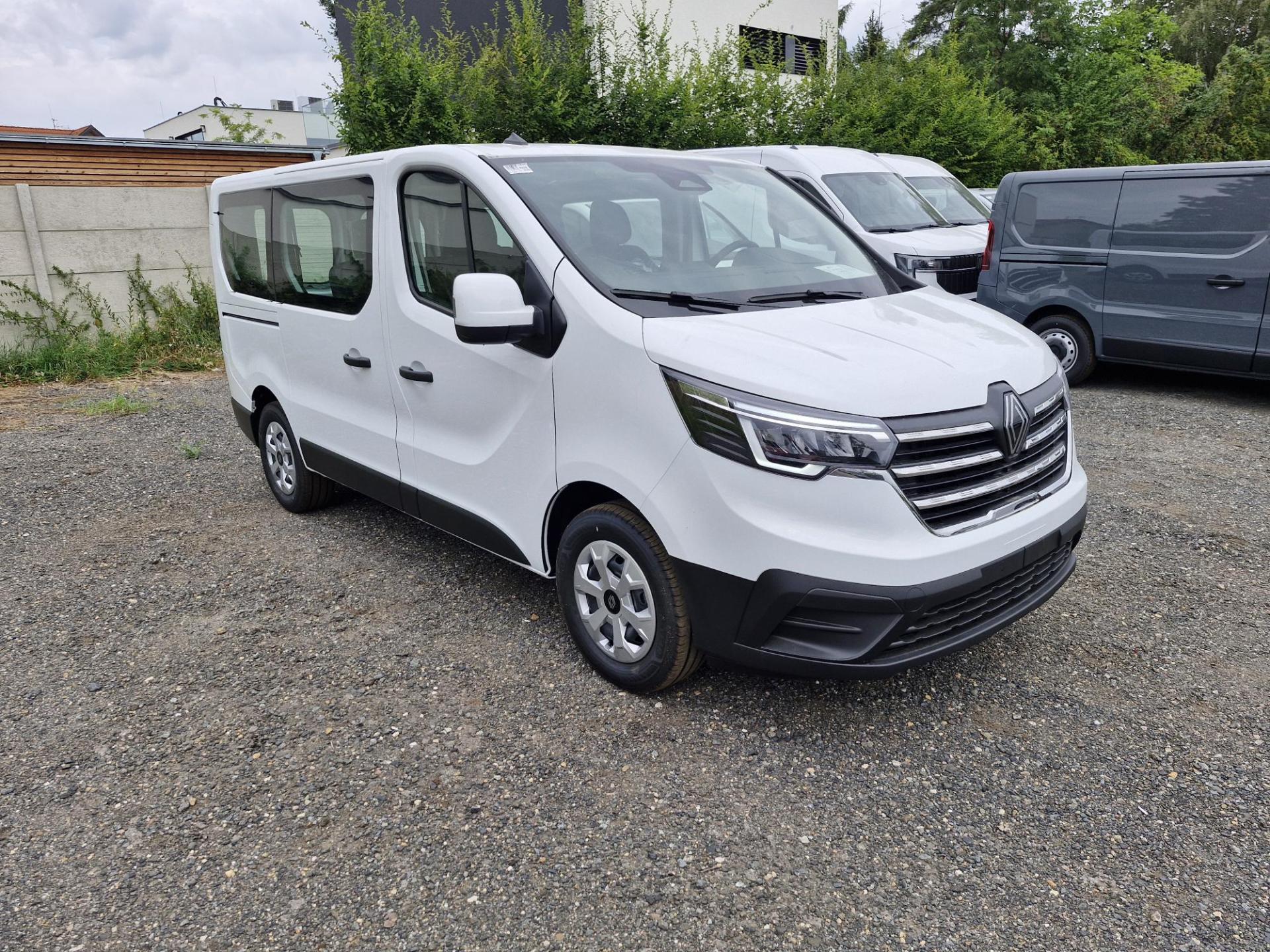 Renault Trafic L1 Equilibre 150k 9míst