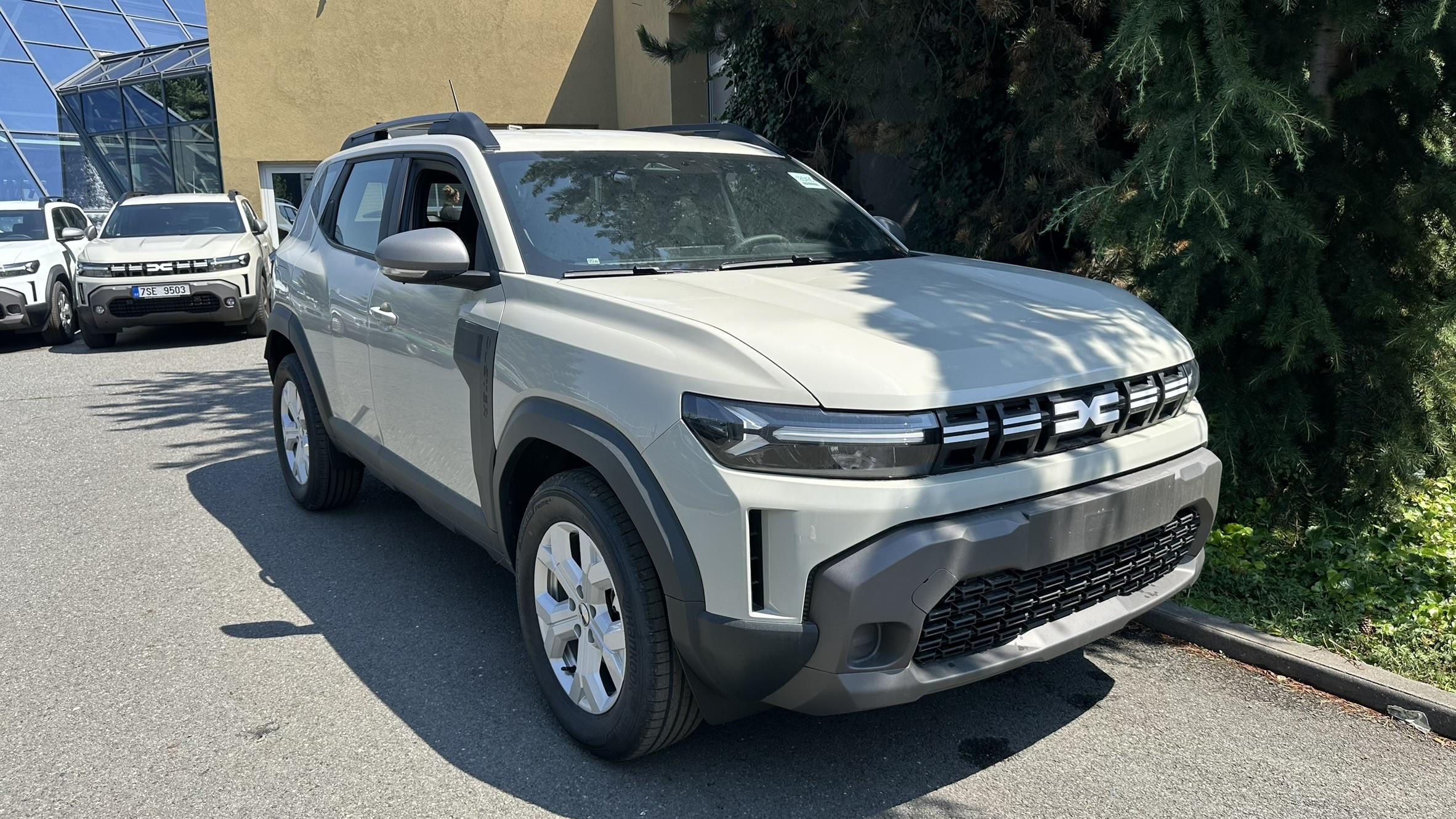 Dacia Duster Expression Hybrid 155