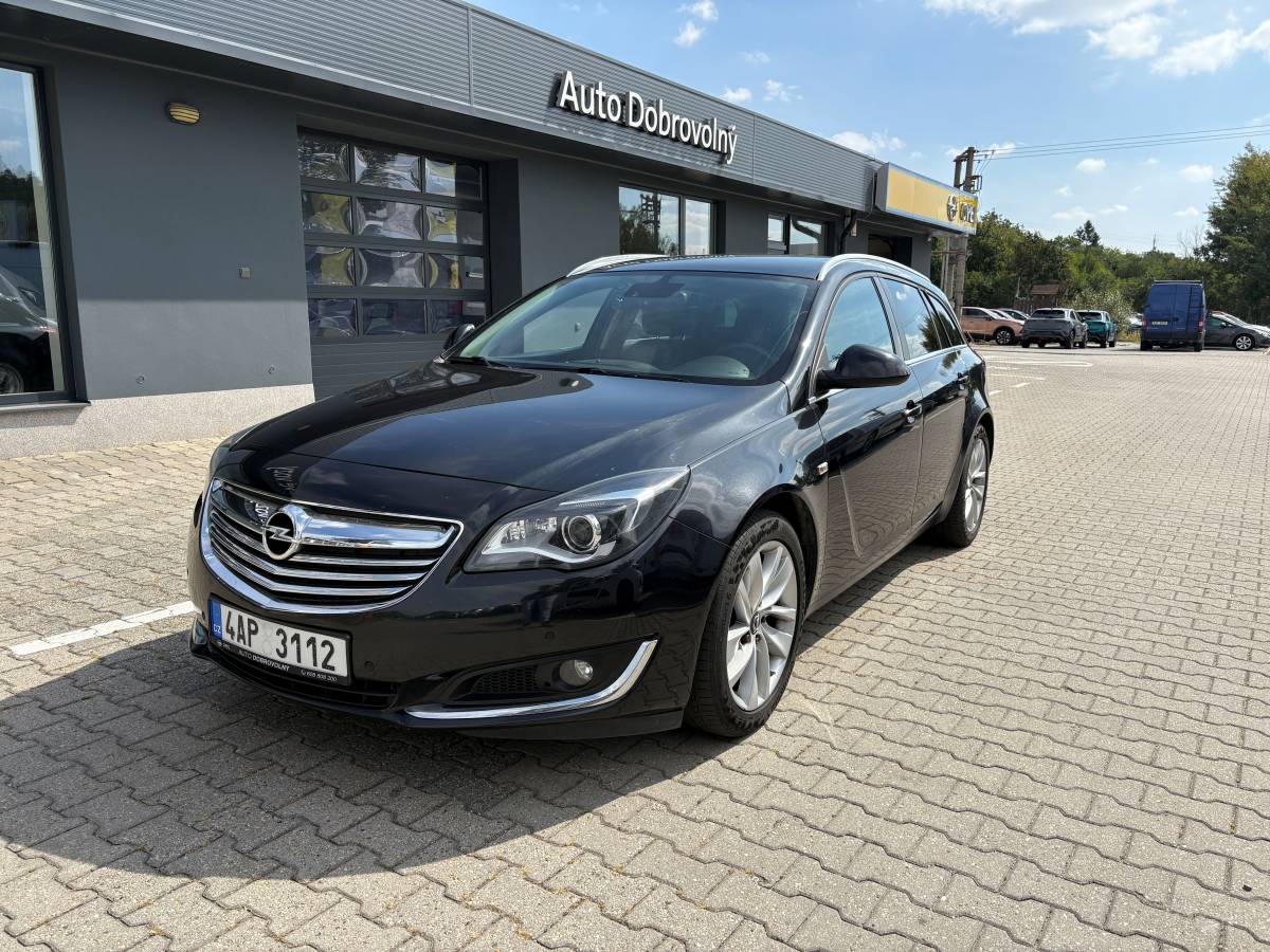 Opel Insignia Sports Tourer Sport A16XHT 125