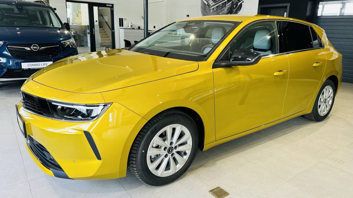 Opel Astra Elegance HB 1.2 TURBO 96kW/130