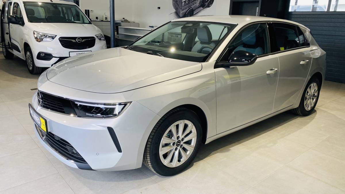 Opel Astra Edition HB 1.2 TURBO 81kW/110k