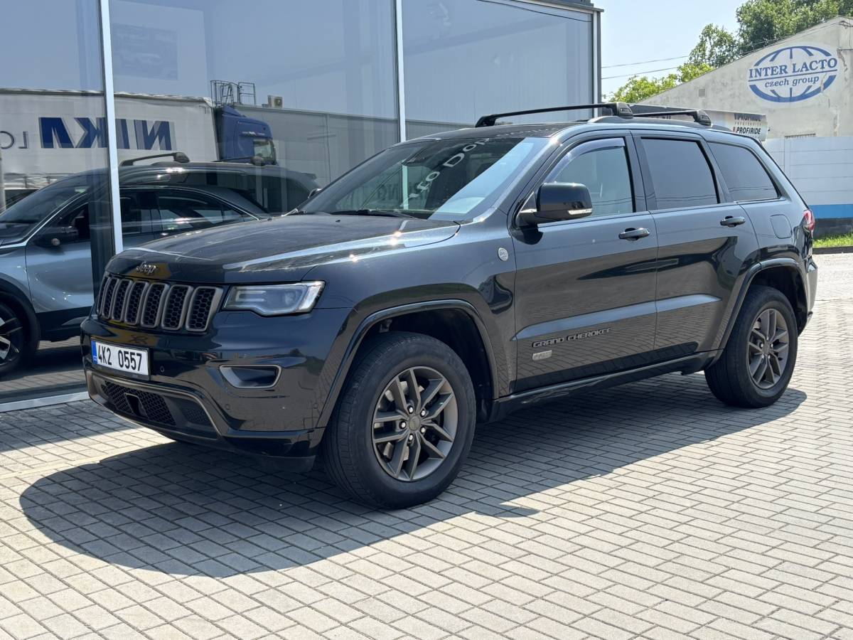 Jeep Grand Cherokee (75th Anniversary) 4x4 / 0557