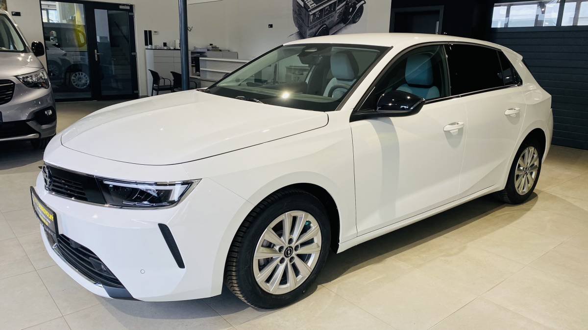 Opel Astra Elegance HB 1.2 TURBO 81kW/110