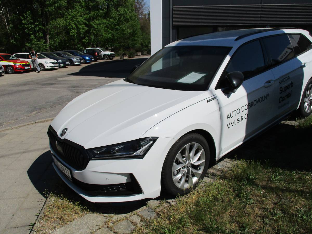 Škoda Superb Combi Sportline 2,0 TDI kW DSG