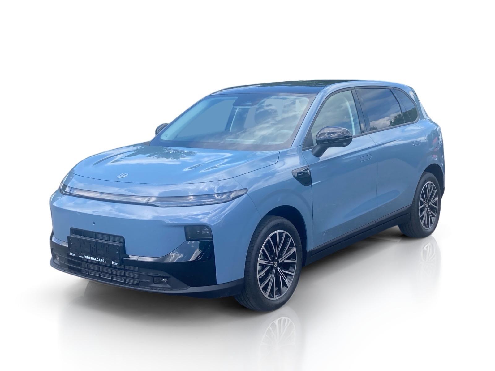 Leapmotor B10 Design Hybrid EV