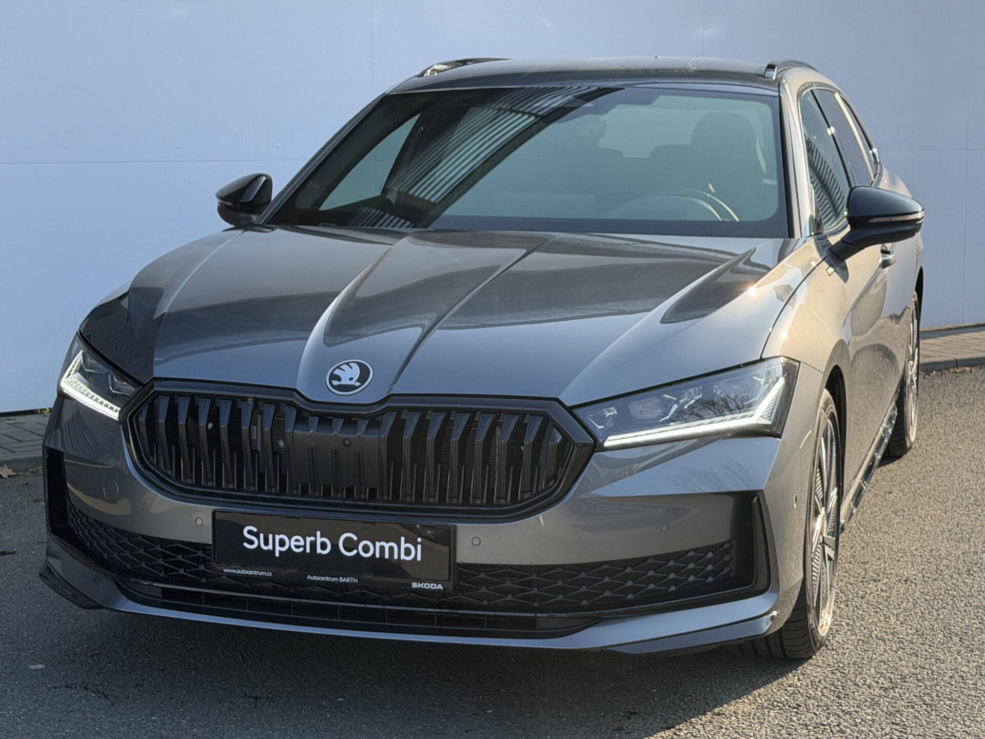 Škoda Superb Sportline DSG 2,0TDI - foto 4