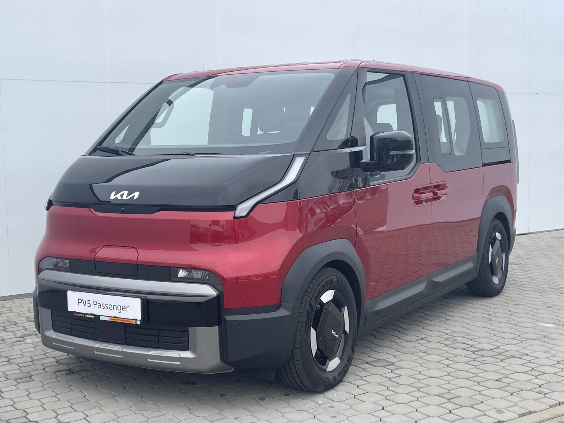 Kia PV5 ELITE 4x2 Synchronní AC elektr