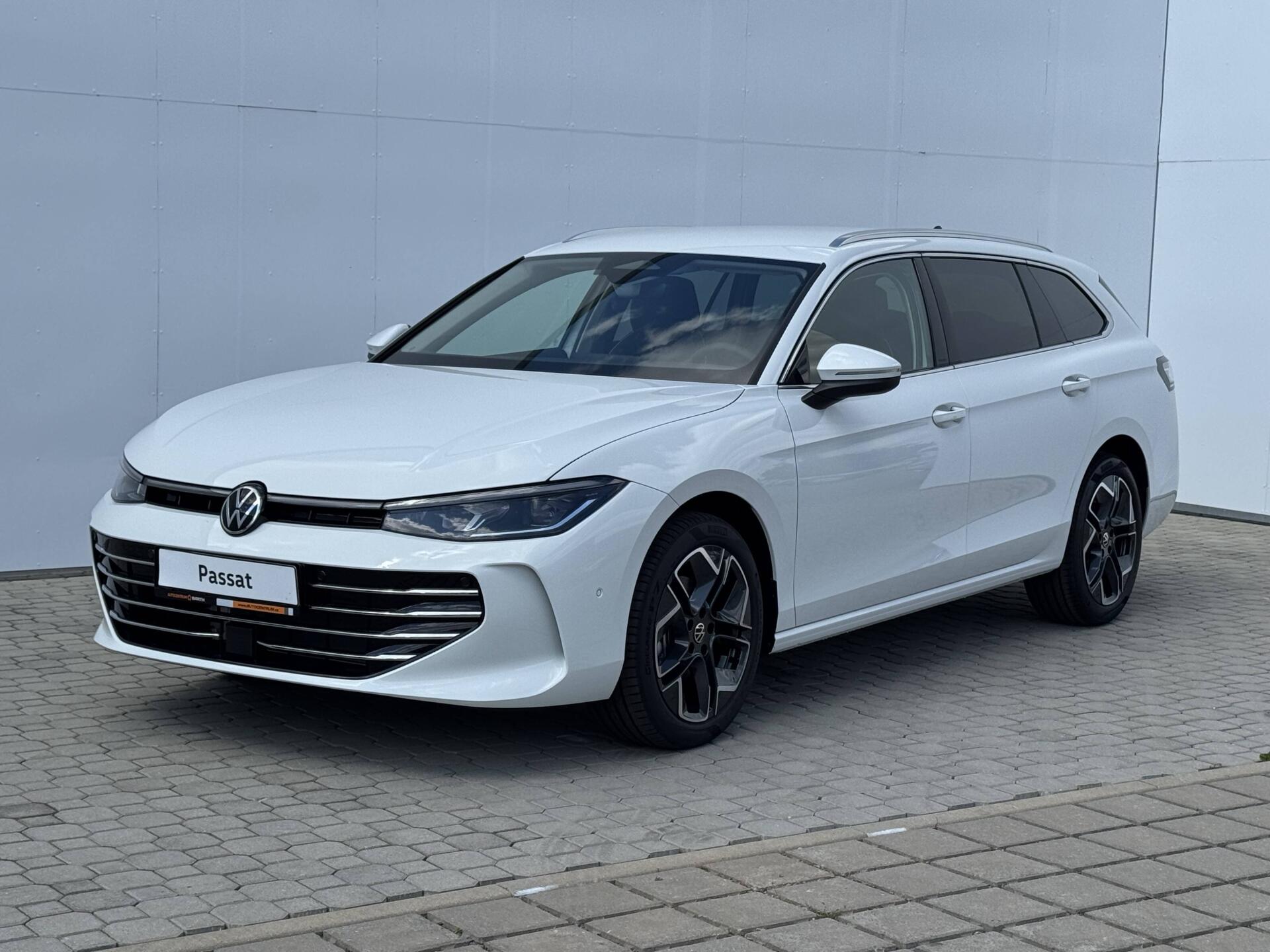 Volkswagen Passat Elegance DSG mHEV 1,5eTSI