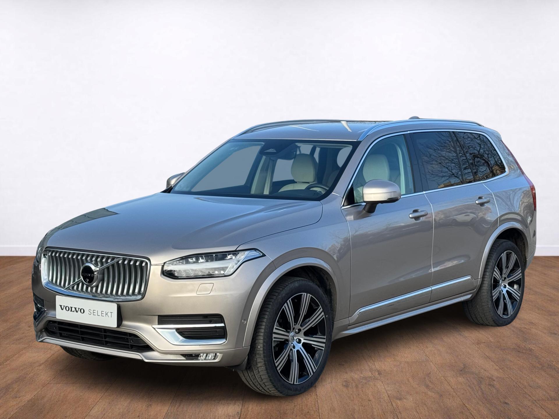 Volvo XC90 B5,AWD,360°,FULL LED,VZDUCH