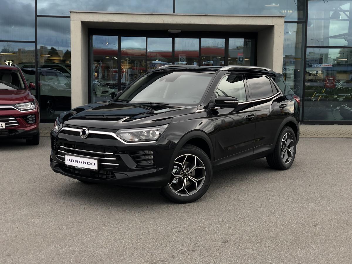 SsangYong Korando Style + SUV, akce, 4X4, manuál