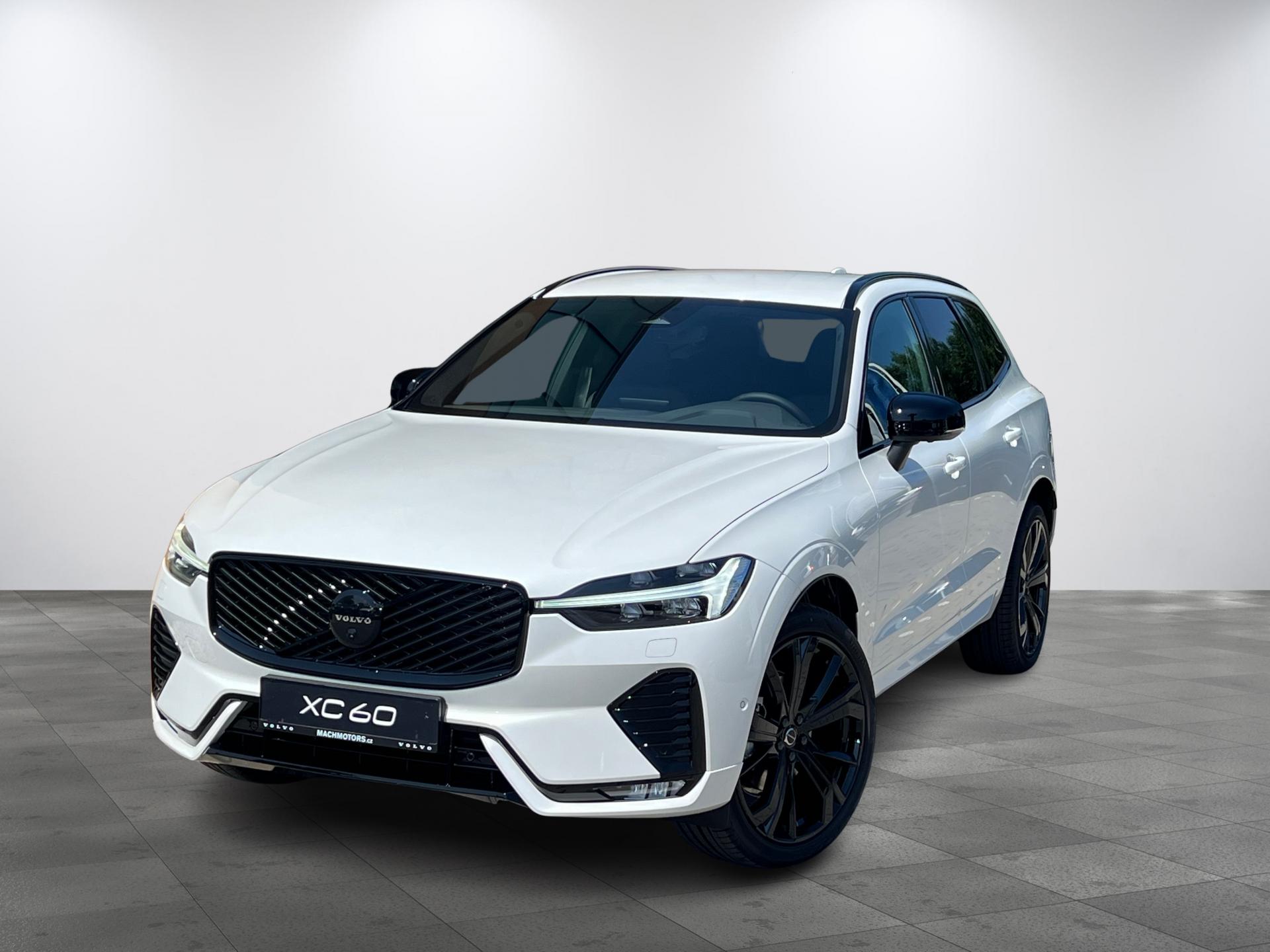 Volvo XC60 PLUS B5, Black REZERVACE