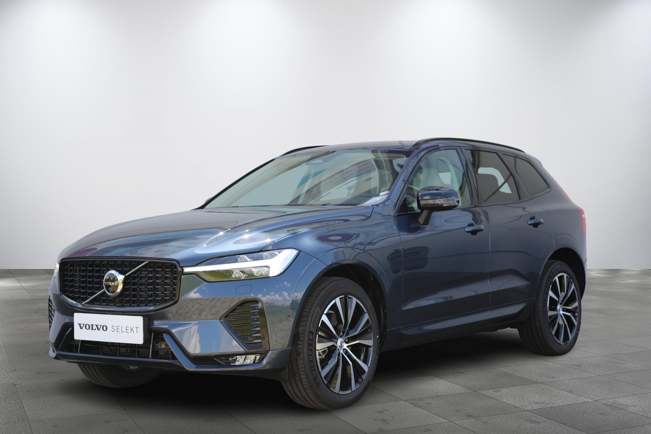 Volvo XC60 záruka do 5/2029, tažné zař.