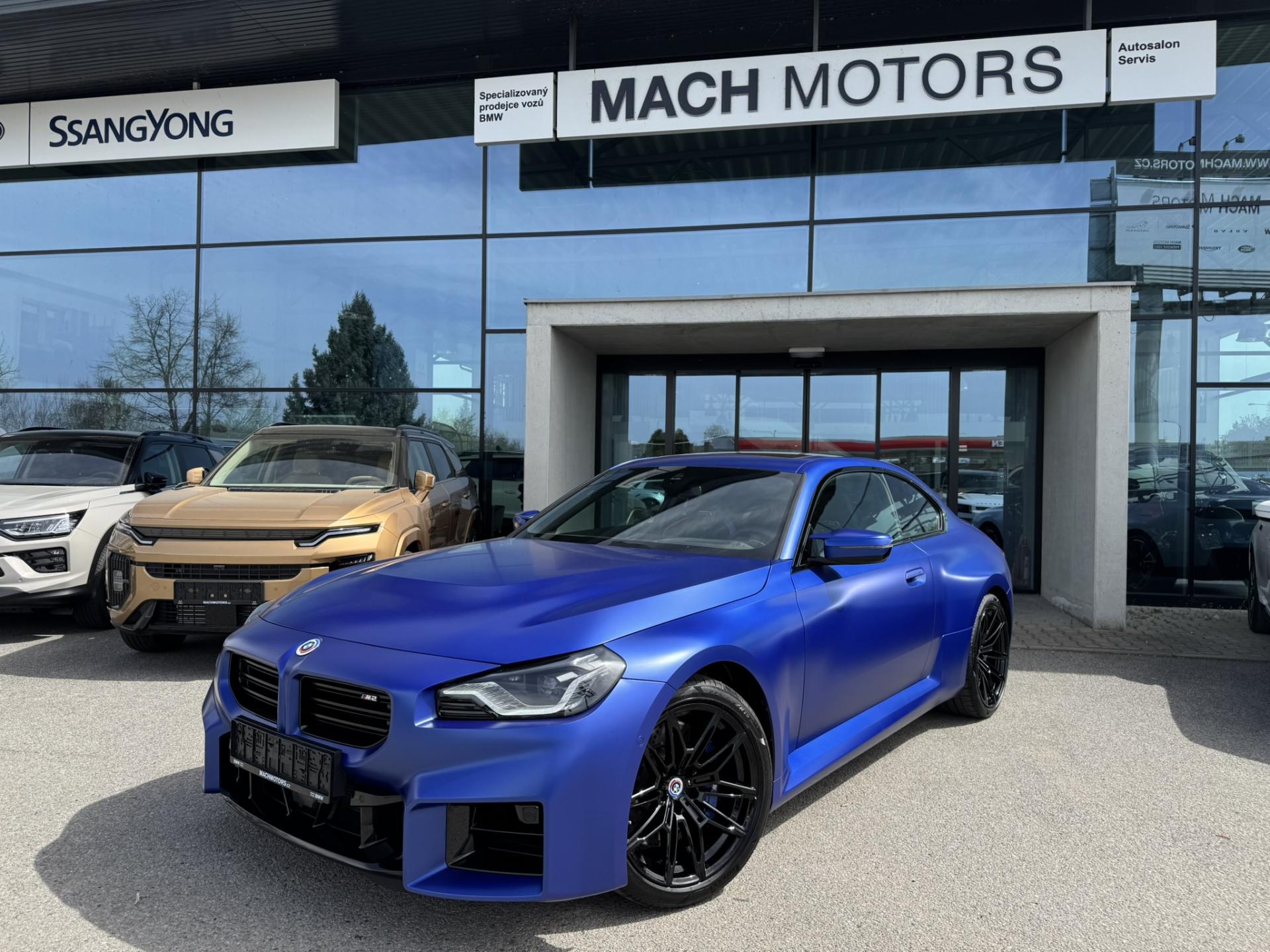 BMW M2 Frozen Blue + Hnědý interier