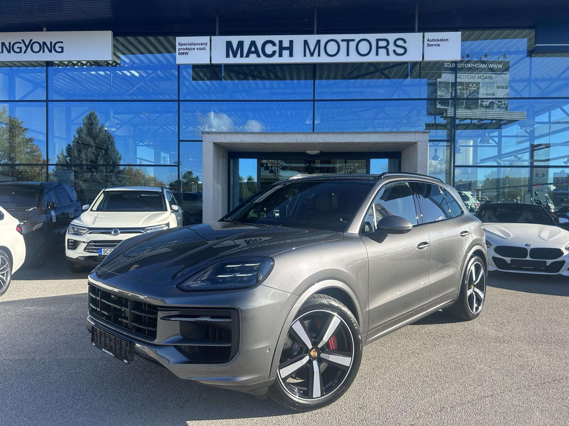 Porsche Cayenne S 2024 V8