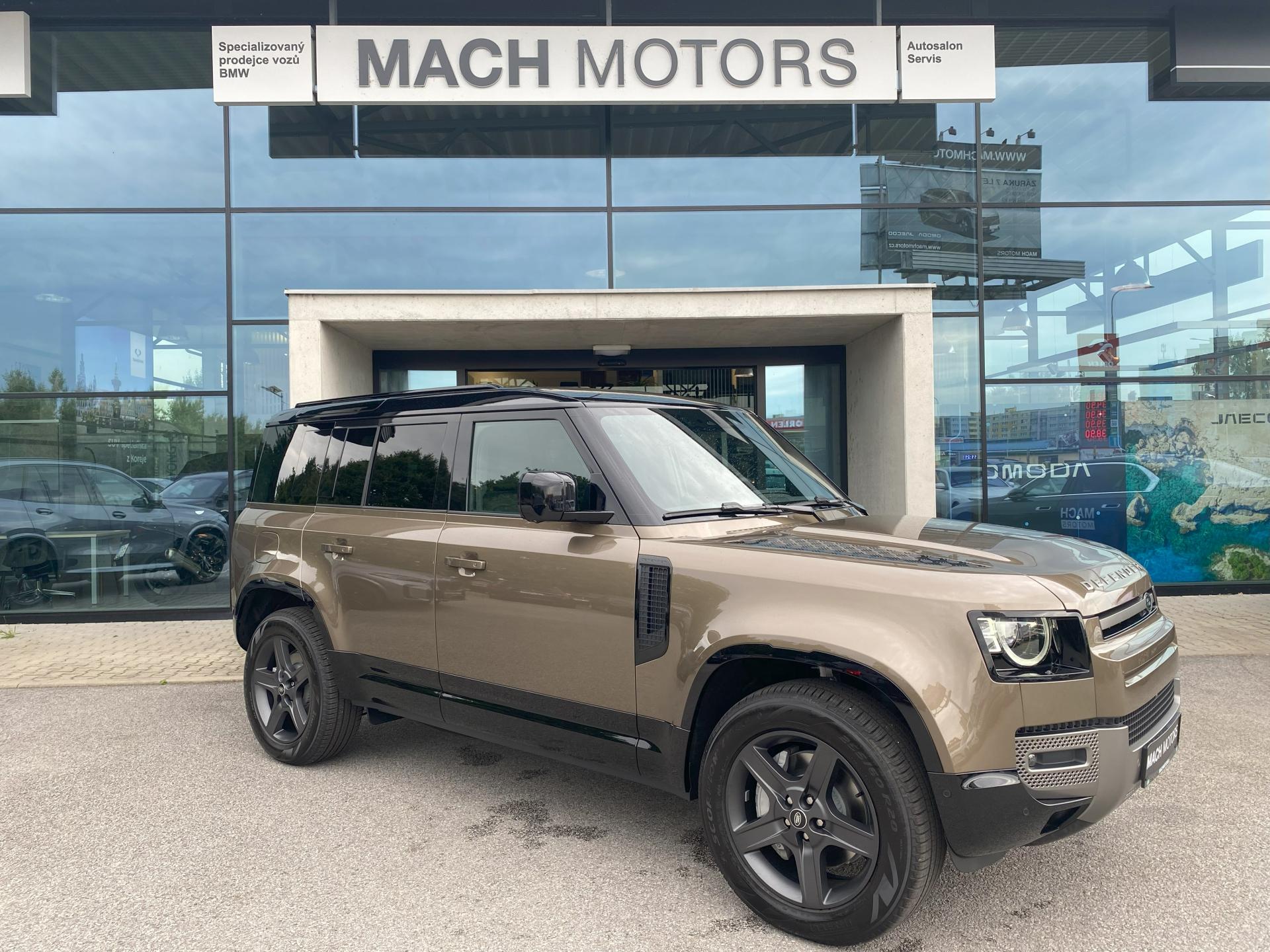 Land Rover Defender 110 D300 X-Dynamic SE PANORAMA