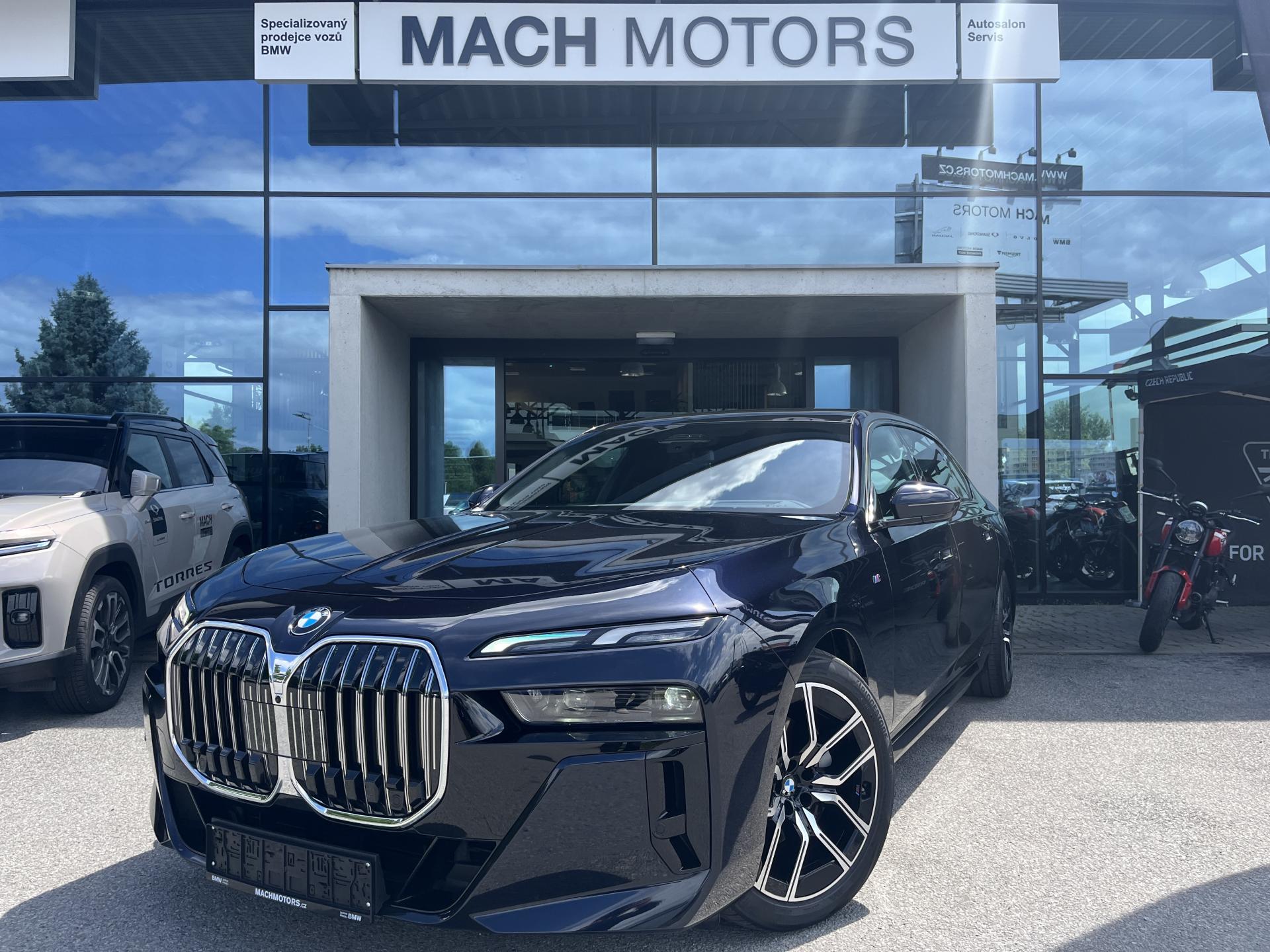 BMW Řada 7 740d, M Sport, El. tažné, TOP