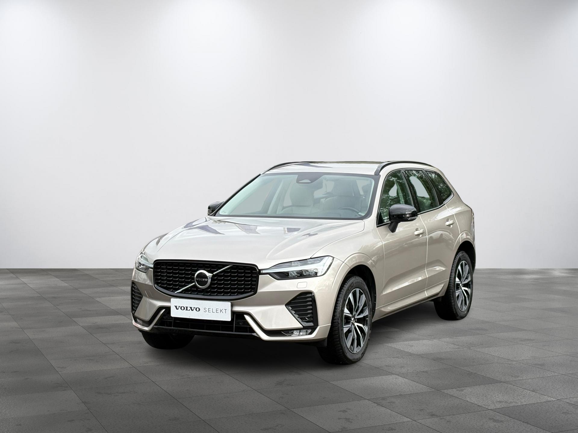 Volvo XC60 B4 AWD Mild hybrid, Nafta Plus