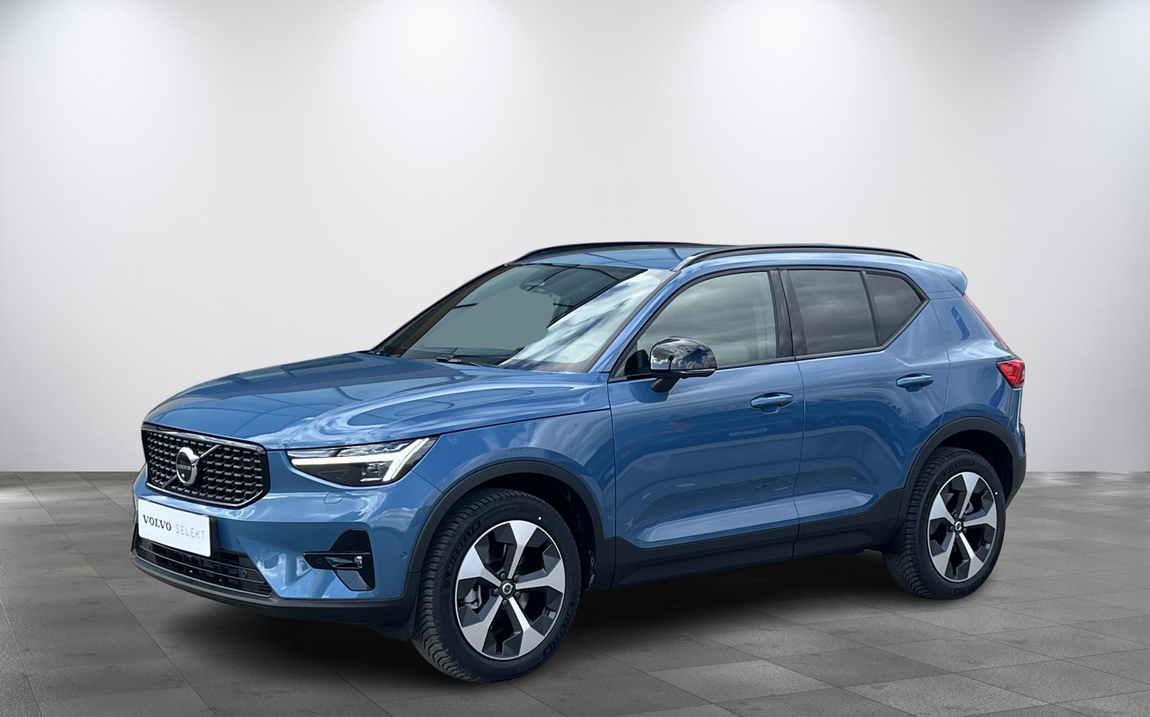 Volvo XC40 B4 PLUS PIXEL,kamera 360