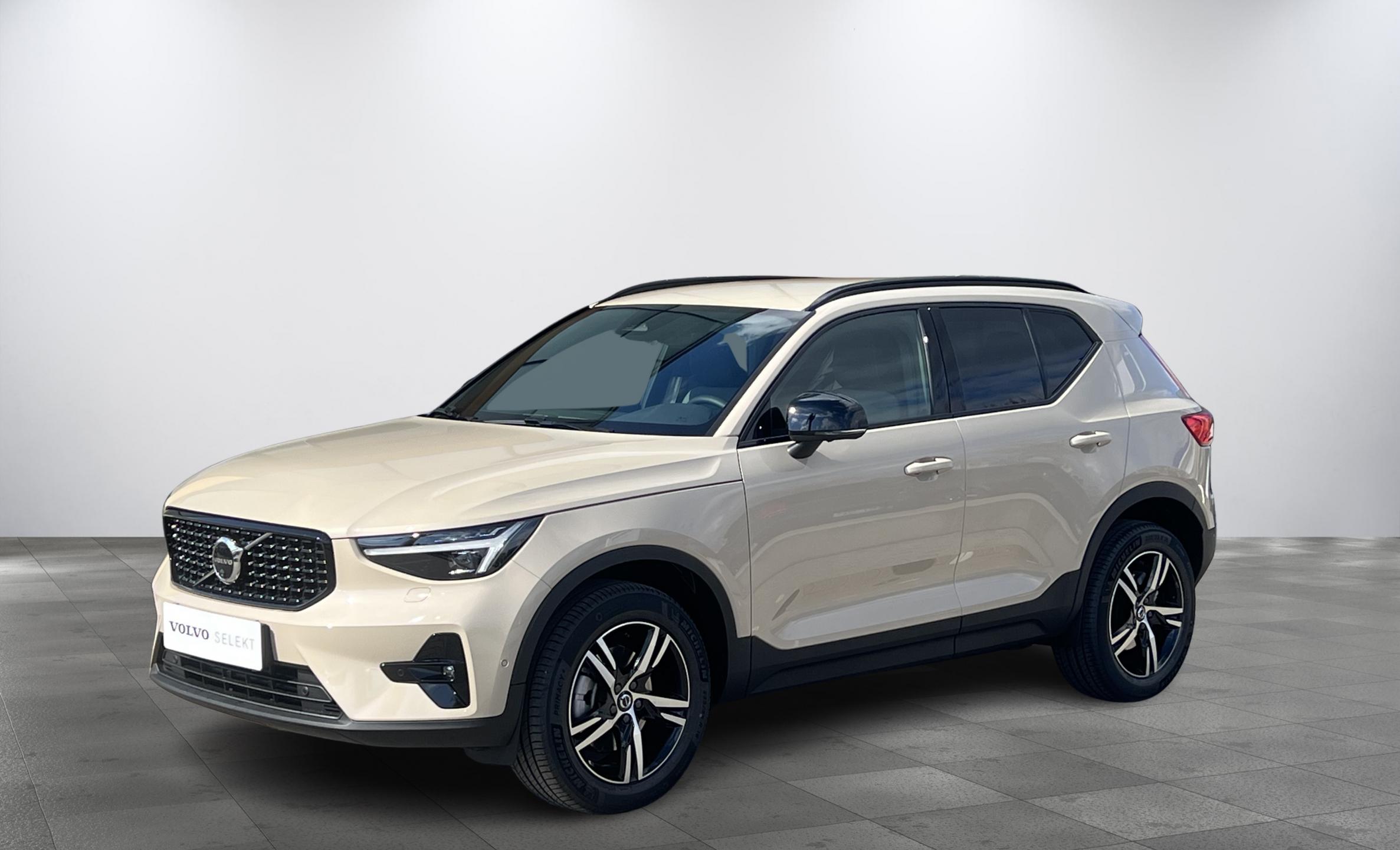 Volvo XC40 B4 PLUS Pixel LED 360