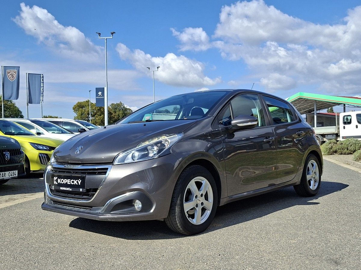Peugeot 208 ACTIVE 1.2 PT 82k M5