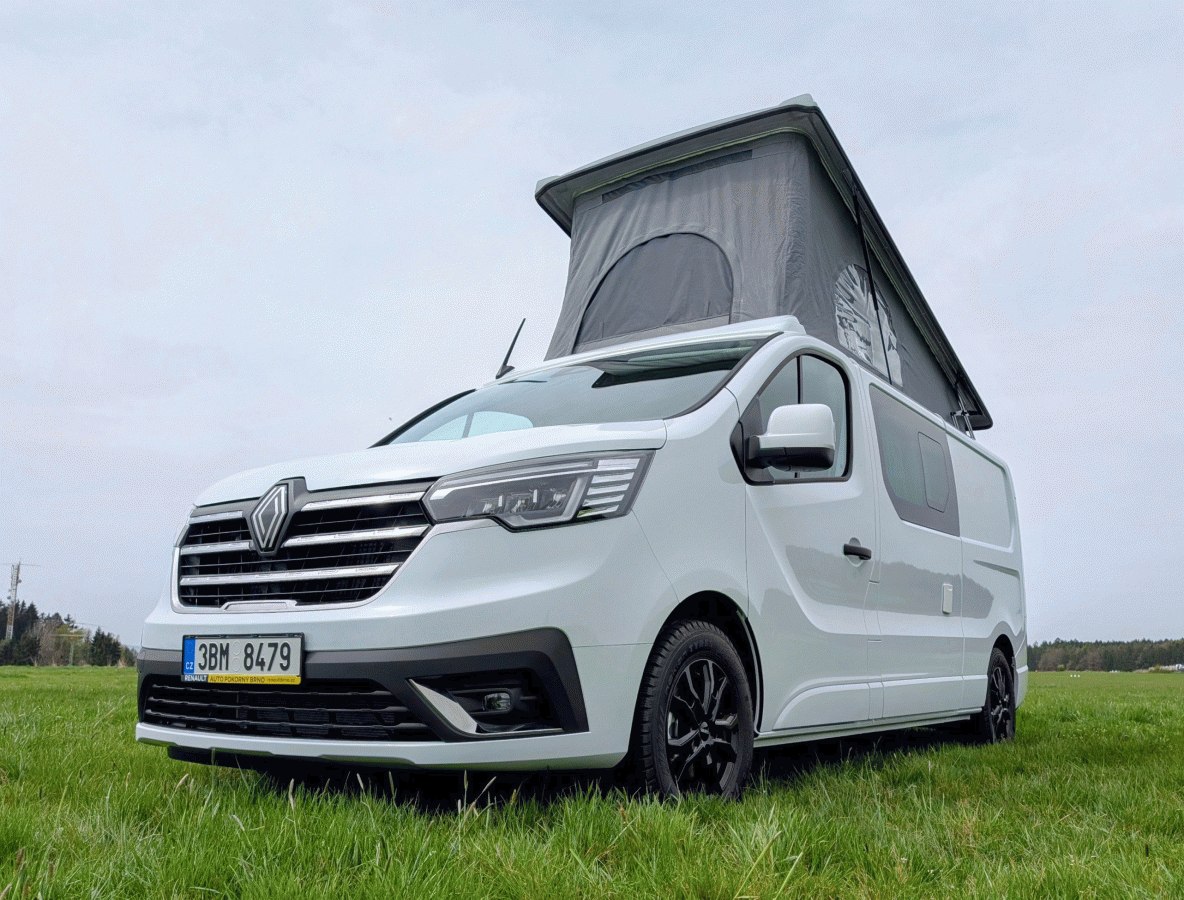 Renault Trafic Long Weekend by KRS