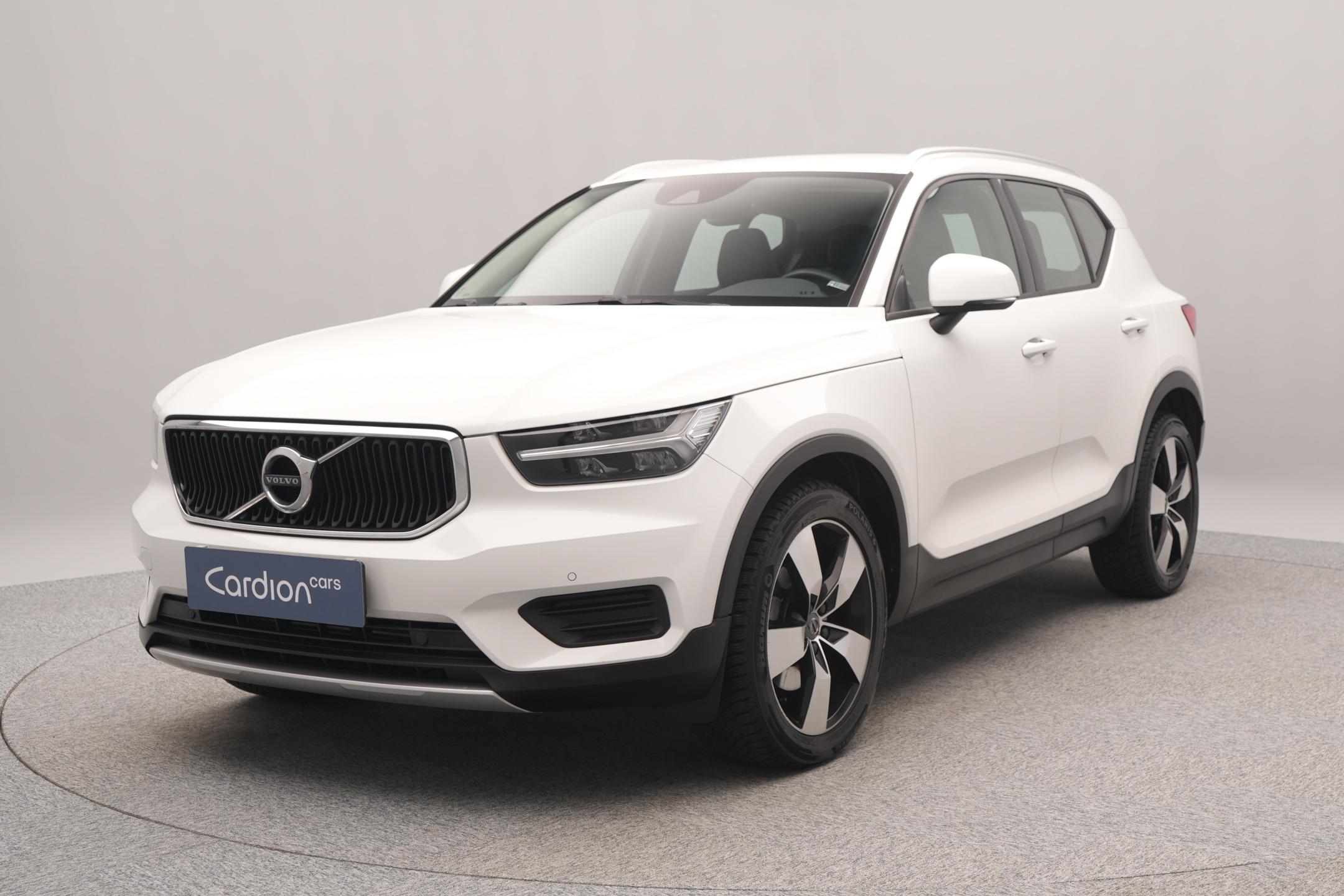 Volvo XC40 T4 AWD MOMENTUM CZ