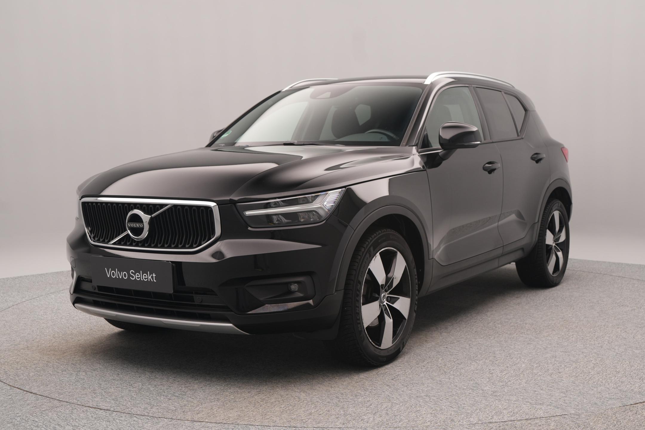 Volvo XC40 B4 MOMENTUM PRO CZ 1.maj