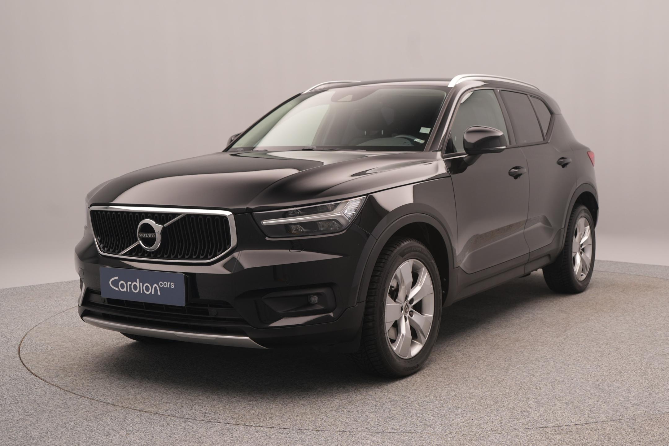 Volvo XC40 T5 AWD MOMENTUM PRO