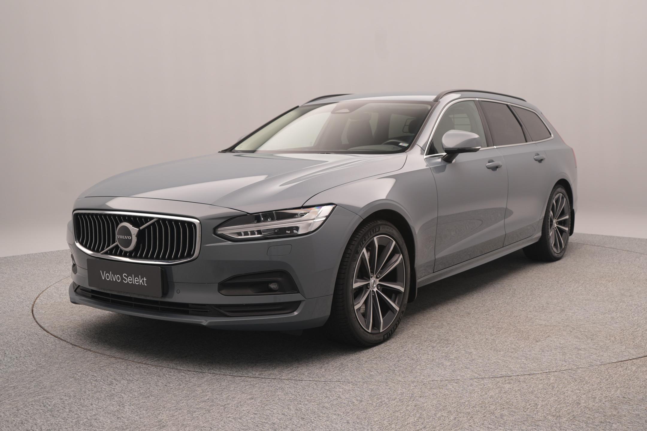 Volvo V90 B4 AWD CORE AUT