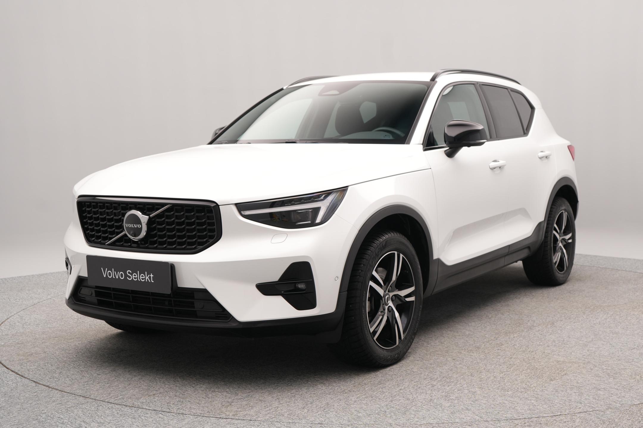Volvo XC40 B3 DARK PLUS CZ 1.maj