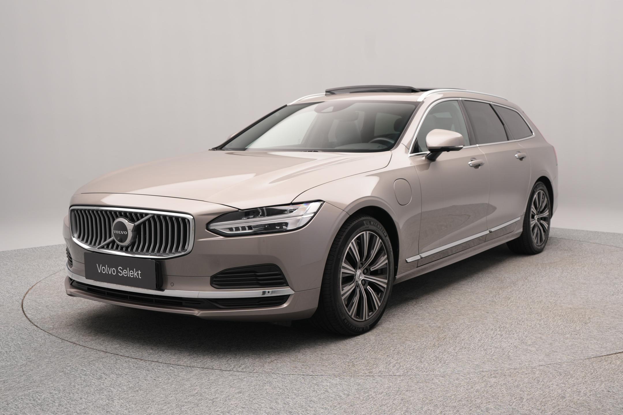 Volvo V90 T6 AWD INSCRIPTION CZ 1.maj