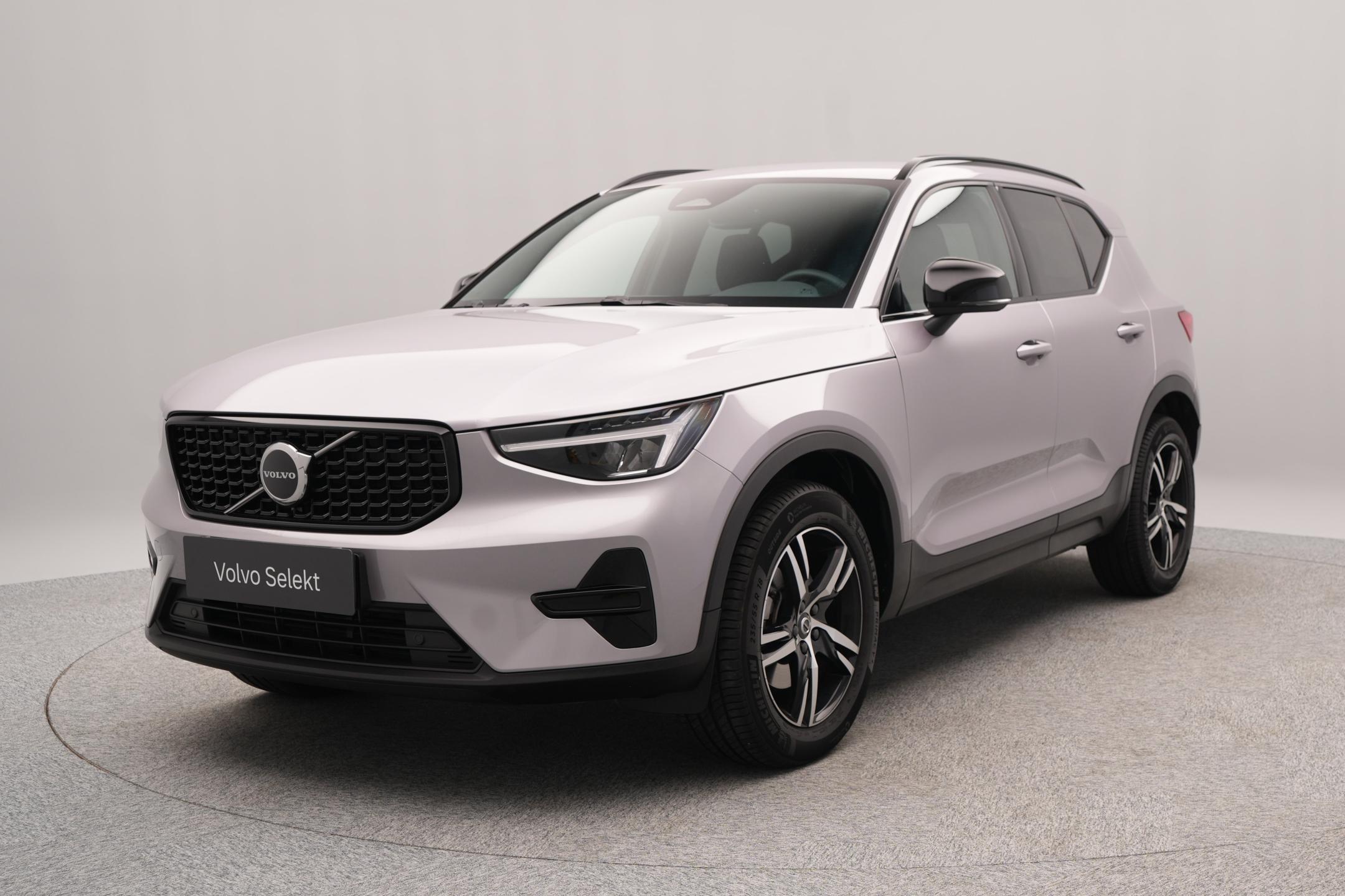 Volvo XC40 B4 DARK PLUS CZ 1.maj