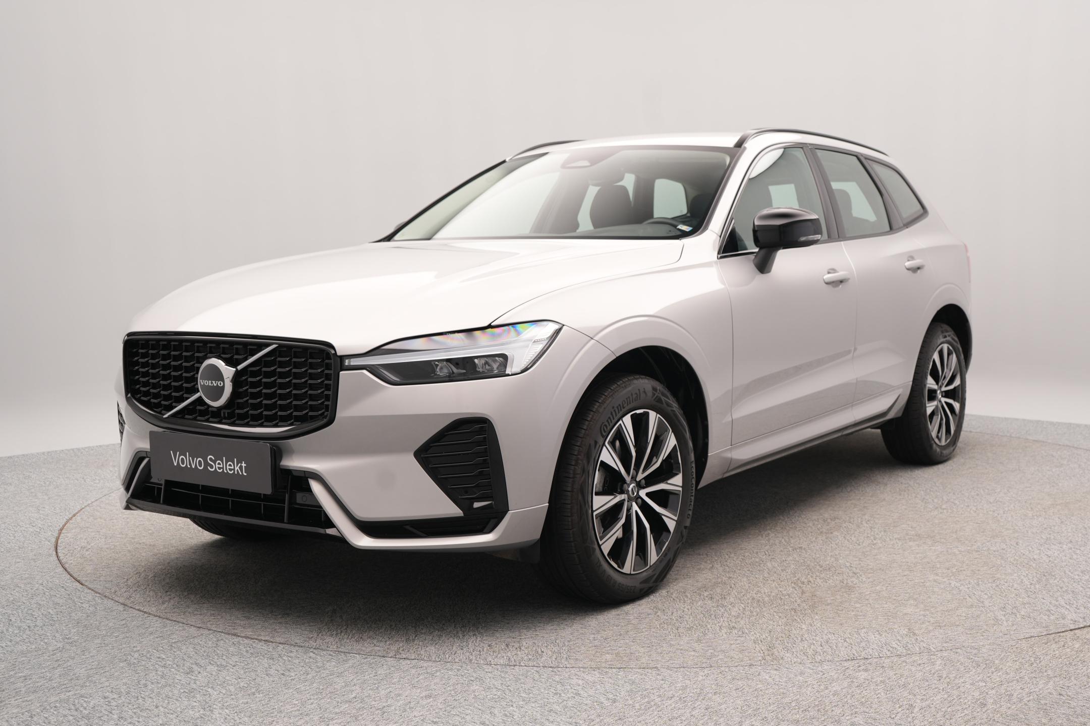 Volvo XC60 B5 AWD PLUS DARK CZ 1.maj